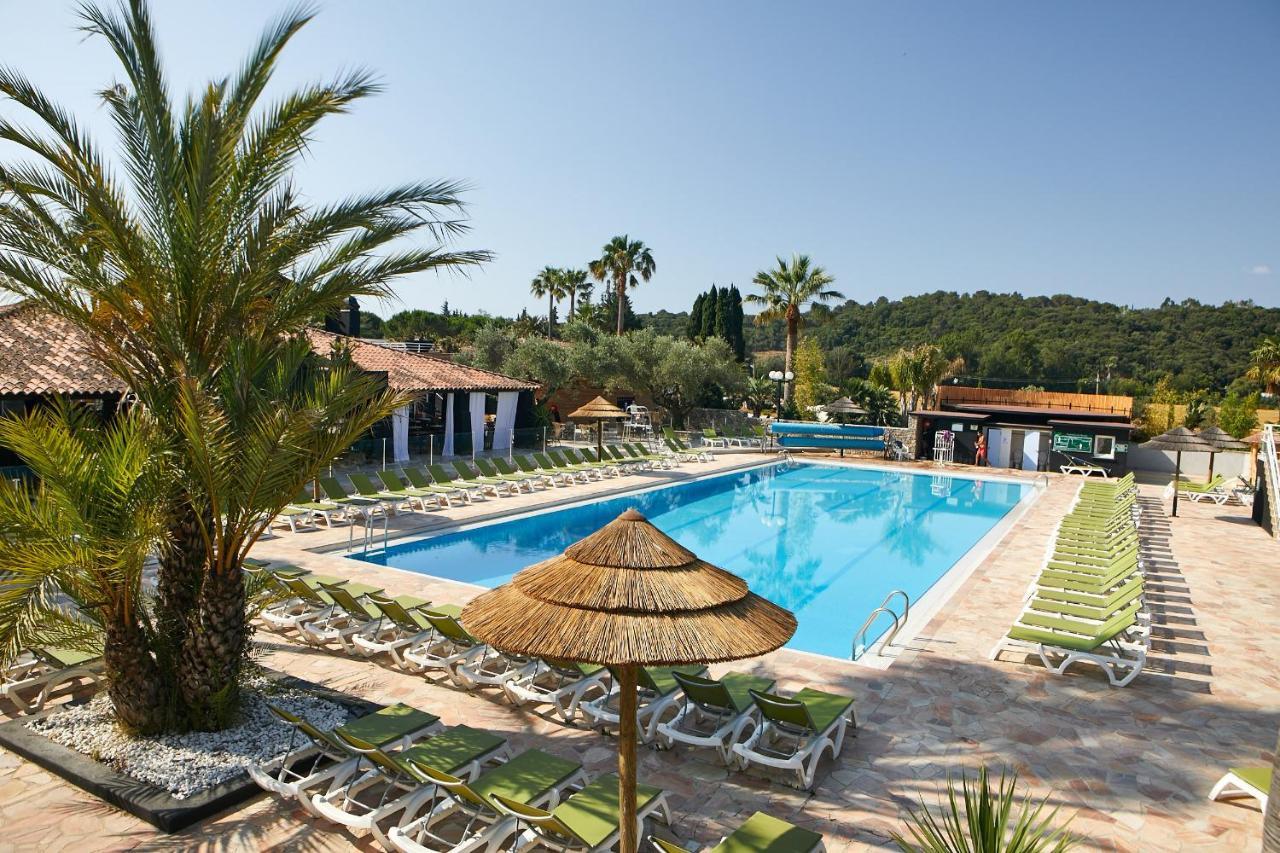 Ecolodge L'Etoile D'Argens Officiel Сен-Глф Экстерьер фото